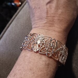 Elegant Rose Gold Bracelet for Women